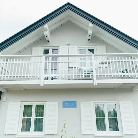 Apartamento Seehaus Auszeit Premier Etage By Seebnb Faak am See